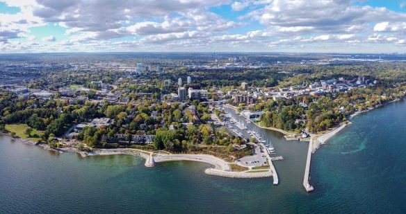 2048px-Aerial_view_of_Oakville_2023